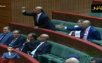 شاهدوا نوابا يثورون داخل البرلمان في وجه وزير حقوق الإنسان بسبب فيديو الزفزافي وقمع المحتجين