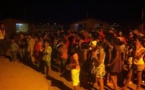 نحو 180 طفلا يحتجون ليلا على منعهم من الإيواء بالمخيم الدولي بأركمان والقائد يتدخل على الخط