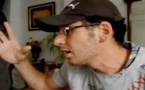 بعد مضي 20 يوما على إضرابه عن الطعام.. نقل المعتقل "ربيع الأبلق" إلى المستشفى بسبب تدهور صحته