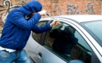 سرقة السيارات تعود للواجهة بالدريوش: مجهولون يتمكنون من سرقة سيارة مواطن من أمام مسجد المسيرة