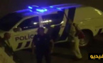 طائرة تضطر للهبوط بسبب عربدة مغربي "سكران"... اعتدى على المضيفات ووزع الخمر على الركاب