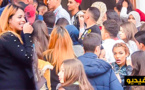 رقص وغناء وضحك.. شاهدوا كواليس أمسية شبابية بالمركب الثقافي بالناظور وما يقع في صفوف المتفرجين
