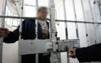 سجين ناظوري يدخل في إضراب عن الطعام بسجن القنيطرة بعدما رفضت شرطة البيضاء الاستماع له