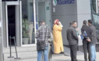 الناظور..مواطنون وأرباب وكالات عمومية ساخطون على وقف مواعيد طلب الفيزا من طرف الشركة المكلفة