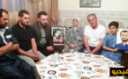 عائلة الزفزافي مستمرة في إضرابها عن الطعام وتدعو المغاربة للتضامن مع "زعيم الحراك" ورفاقه