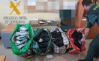 اسبانيا.. العثور على 101 زوج من الأحذية الرياضية المقلدة  داخل سيارة نفعية وإعتقال مالكها القادم من الناظور