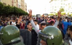 نشطاء يحتجون بالعروي للمطالبة برحيل قائد مقاطعة