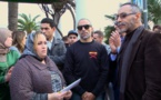 فيديو.. عائلة مغربية بمليلية تحتج على إعتداء الشرطة الإسبانية على إبنها القاصر