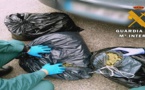 توقيف شاحنة قادمة من المغرب في ميناء الجزيرة الخضراء محملة ب92 كلغ من الحشيش