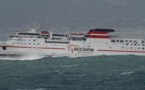 العواصف تتسبب في إلغاء رحلات بحرية بين المغرب وإسبانيا