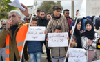 ساكنة إعزانن تواصل احتجاجها ضد المجلس الجماعي و إدارة ميناء الناظور غرب المتوسط 