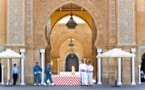 مهاجر من الدريوش يتهم موظف نافذ بالقصر الملكي وشقيقه وجمركي بالنصب عليه في عفو ملكي