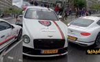 بالفيديو.. مهاجر مغربي بهولندا يصبغ سيارته الفاخرة بألوان سيارات الخدمة الخاصة بالأمن الوطني المغربي