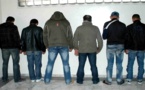 مداهمات أمنية وحملات تمشيطية لشرطة بني انصار تنتهي بتوقيف 4 تونسيين ووسيطين في الهجرة السرية