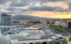 المغرب يخنق مليلية واقتصادها على وشك الانهيار بعد إجبار الشركات على التعامل عبر ميناء بني أنصار