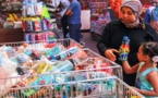 الدخول المدرسي .. إقبال كبير للأسر بالحسيمة على اقتناء الكتب والمقررات واللوازم المدرسية
