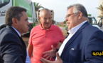 ستساهم في فك العزلة والحد من تراكم الأزبال.. الرحموني يمنح جرافات وشاحنات جمع النفايات لجماعات بالناظور 