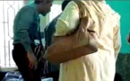 شاهدوا الفيديو.. هـذا مصير "عون حراسة" بمقر وزارة التربية الوطنية قال لمواطنة: أنا هو الملك