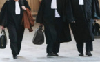محامو المستقبل يحتجون على ارتفاع واجبات التسجيل