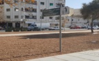 صورة لوحة "غريبة" تدعو إلى الحفاظ على رونق حديقة جرداء وسط الناظور تثير سخرية الفايسبوكيين