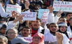 ضمنهم أساتذة الناظور.. أساتذة الجهة الشرقية يخرجون في مسيرة للتنديد بتخريب المدرسة العمومية