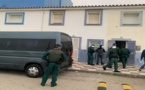 توقيف 8 أشخاص بإسبانيا يخفون "الحشيش" المهرب من المغرب 
