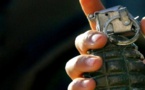 قنبلة يدوية تنهي حياة جندي وتصيب 4 آخرين داخل ثكنة عسكرية