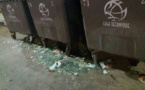 مواطنون بالناظور يعرضون حياة عمال النظافة للخطر بإلقاء الزجاج في حاويات القمامة