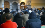 اتحاد علماء المسلمين يفتي بإلغاء صلاة الجمعة والجماعة بسبب كورنا