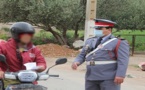 إيقاف ثلاثة أشخاص بعد خرقهم قانون الطوارئ وحجز سيارة أحدهم بأركمان