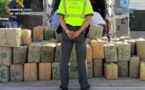 ذيجيتارو.. الحرس المدني الإسباني يحجز 1960 كيلو من الحشيش القادم من المغرب ذيجيتارو.. الحرس المدني الإسباني يحجز 1960 كيلو من الحشيش القادم من المغرب