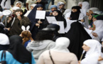 مظاهرة ضد”حظر إرتداء الحجاب ” في بروكسل