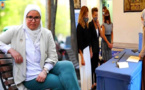 المغربية المُحجبة التي أشرفت على زواج "مثليات" بإسبانيا تخرج عن صمتها وهذا ما قالته