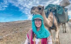 انطلقت من الناظور.. مغامرة اسكتلندية تنهي رحلتها بالمغرب على متن الجمال والأقدام بعدما قطعت 1400 كلم