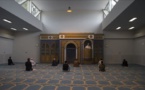 إمام مغربي يؤمّ أول صلاة جمعة في العاصمة اليونانية أثينا في مسجد شيد منذ سنوات