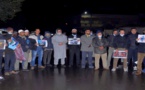 نشطاء ومنتسبون للعدل والإحسان ينظمون وقفة ليلية للتنديد بتطبيع المغرب مع اسرائيل بزايو 