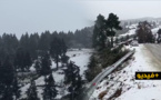  فيديو.. مشاهد بانورامية  لجبال الحسيمة بعدما كستها التساقطات الثلجية بالبياض