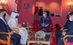 الملك يستقبل وزير الخارجية الإماراتي بالقصر الملكي بفاس