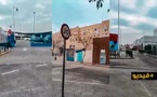 شاهدوا.. شريط فيديو يوضح كيف تحول مدخل مليلية إلى مكان خالي بعد إغلاق المحلات التجارية 