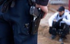 شرطي يستعمل سلاحه لتوقيف شخص عرض أحد المواطنين لاعتداء جدي وخطير