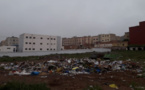 كارثة بيئية تهدد تلاميذ ثانوية ابن النفيس بالعروي.. والمجلس الجماعي في غياب تام