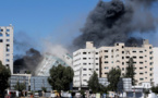 صواريخ إسرائيل تتساقط على مقر قناة الجزيرة