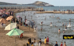 شاهدوا.. ارتفاع درجة الحرارة تدفع ساكنة الناظور إلى الاستجمام بشاطئ كورنيش مارتشيكا 