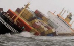 كارثة بيئية تهدد المغرب بعد غرق سفينة محملة بأطنان من البنزين والزيوت بإحدى سواحله 