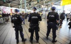 توقيف المئات من المسافرين بسبب تحاليل كورونا مزورة في مطار بروكسيل