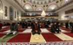 السلطات الهولندية تتجسس على مساجد المسلمين في 10 بلديات