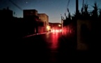 خطير.. مستشار بجماعة بني انصار يقطع الإنارة العمومية على المواطنين لهذا السبب