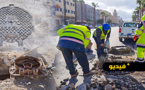 بعد فيديو ناظورسيتي.. جماعة الناظور تصلح حفر الشوارع بمركز المدينة