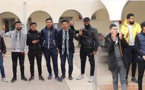 صور: بعد توقف حافلات النقل الجامعي.. الطلبة يحتجون داخل جماعة زايو 