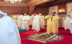 أمير المؤمنين صاحب الجلالة الملك محمد السادس يؤدي صلاة عيد الفطر المبارك